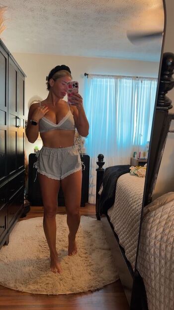 Full leaked Lyssadawn private onlyfans photo