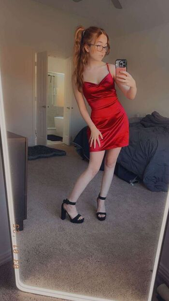 Full leaked Lyssaurora page private onlyfans photo