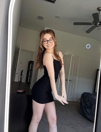 Full leaked Lyssaurora page private onlyfans photo