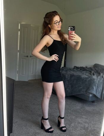 Full leaked Lyssaurora page private onlyfans photo