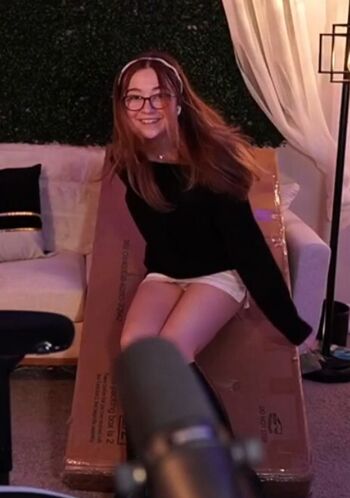 Full leaked Lyssaurora page private onlyfans photo