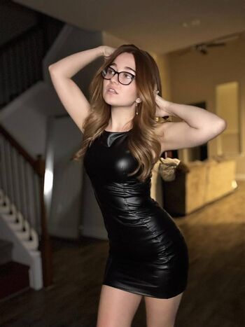 Full leaked Lyssaurora page private onlyfans photo