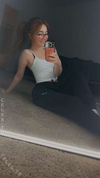 Full leaked Lyssaurora page private onlyfans photo