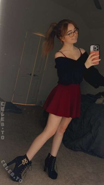 Full leaked Lyssaurora page private onlyfans photo