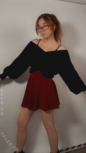 Full leaked Lyssaurora page private onlyfans photo