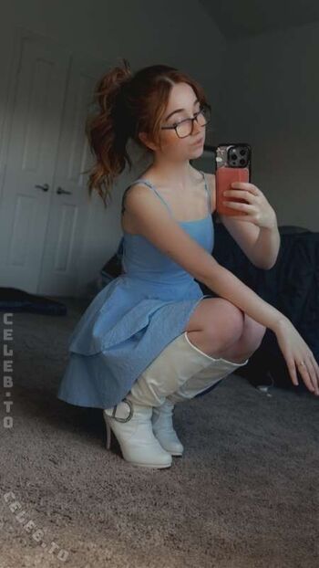 Full leaked Lyssaurora page private onlyfans photo