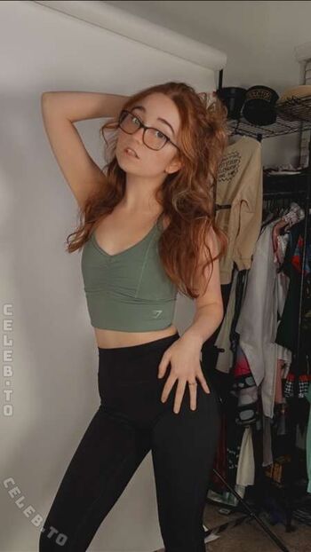 Full leaked Lyssaurora page private onlyfans photo