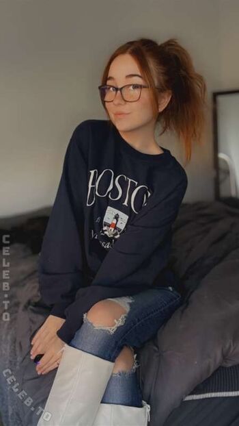 Full leaked Lyssaurora page private onlyfans photo