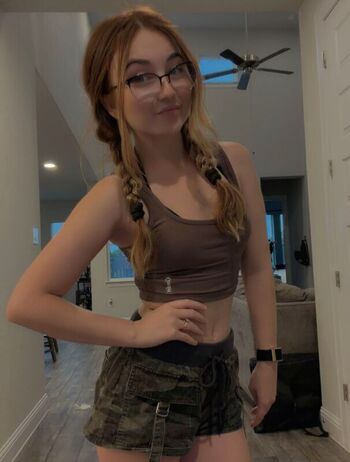 Full leaked Lyssaurora page private onlyfans photo
