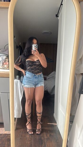 Full leaked Mrenittaa private onlyfans photo