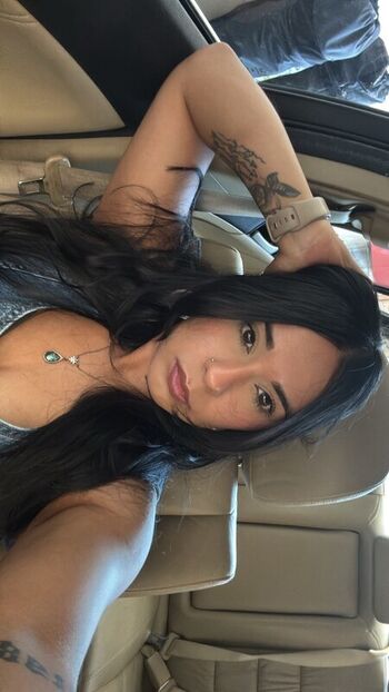 Full leaked Mrenittaa private onlyfans photo