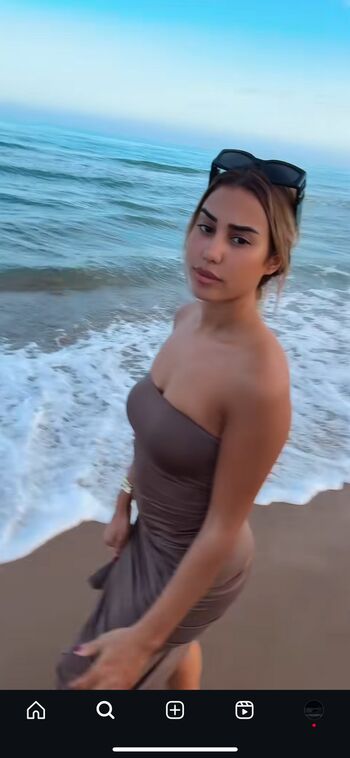 Full leaked Maarocainee private onlyfans photo