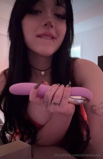 Full leaked Macaarosee private onlyfans photo