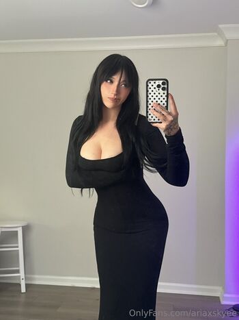 Full leaked Macaarosee private onlyfans photo