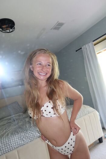 Full leaked Macimccarley page private onlyfans photo