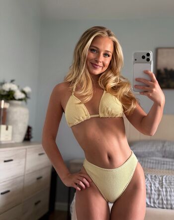 Full leaked Macimccarley page private onlyfans photo