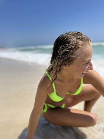 Full leaked Macimccarley private onlyfans photo