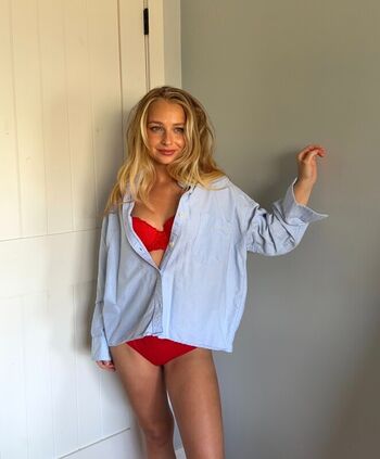 Full leaked Macimccarley private onlyfans photo
