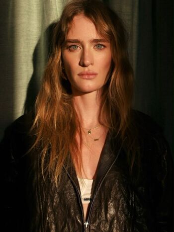 Full leaked Mackenzie davis private onlyfans photo