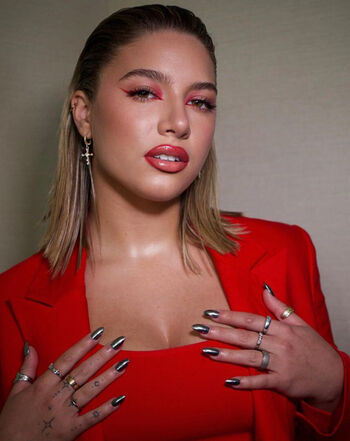 Full leaked Mackenzie ziegler private onlyfans photo