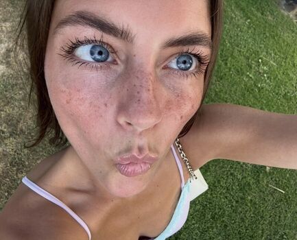 Full leaked Maclaine farrell private onlyfans photo