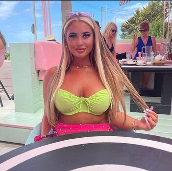 Full leaked Macylilian private onlyfans photo