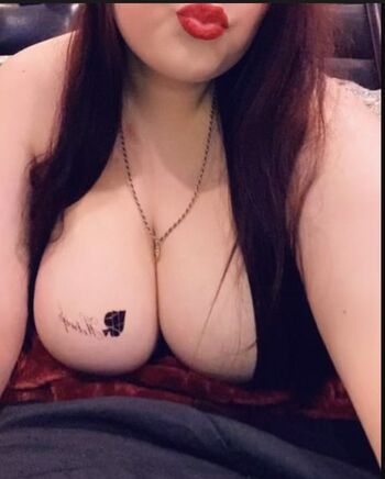Full leaked Madamepawg private onlyfans photo