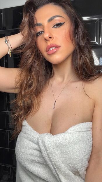 Full leaked Madamex private onlyfans photo