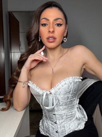 Full leaked Madamex private onlyfans photo