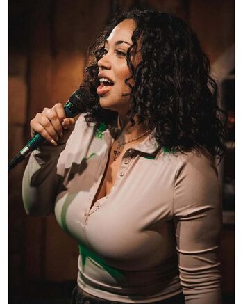 Full leaked Maddi mays page private onlyfans photo