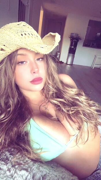 Full leaked Maddie fulcher private onlyfans photo