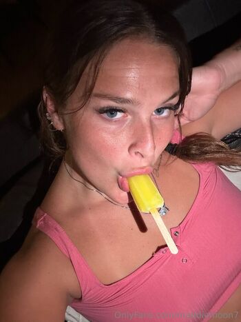 Full leaked Maddie moon private onlyfans photo