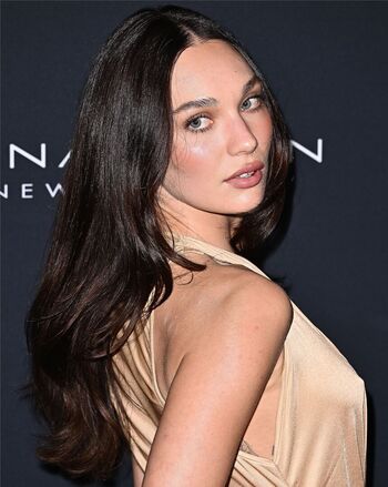 Full leaked Maddie ziegler  page private onlyfans photo