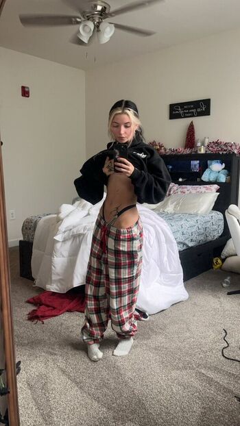Full leaked Maddielippy private onlyfans photo