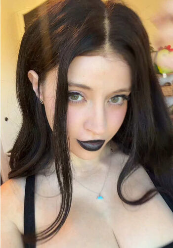 Full leaked Maddiemochi private onlyfans photo