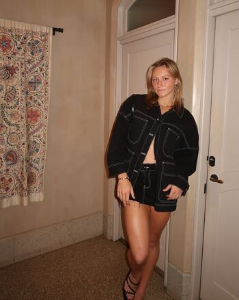 Full leaked Maddison levi page private onlyfans photo