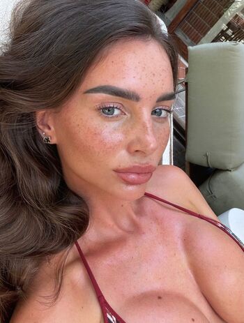 Full leaked Maddy cheary page private onlyfans photo