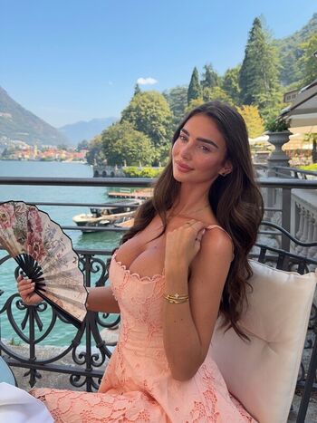 Full leaked Maddy cheary page private onlyfans photo