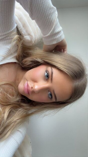 Full leaked Maddythesillyg private onlyfans photo