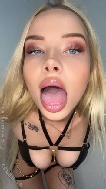 Full leaked Madeleine smdt private onlyfans photo