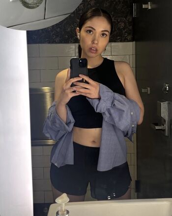 Full leaked Madeline qi private onlyfans photo