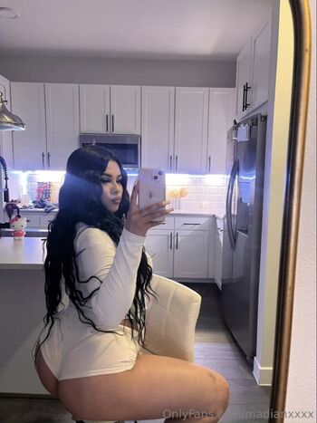 Full leaked Madianxm private onlyfans photo