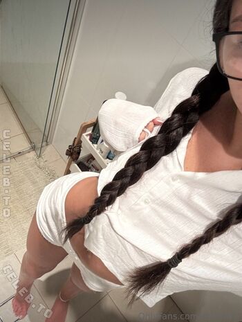 Full leaked Madigraves private onlyfans photo