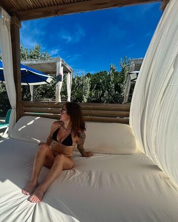 Full leaked Madiiii rose private onlyfans photo