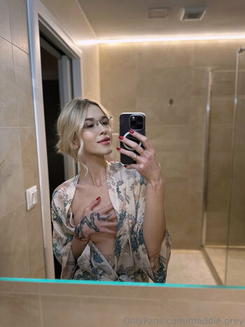 Full leaked Madisongrey page private onlyfans photo