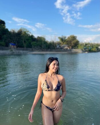 Full leaked Mae santos page private onlyfans photo