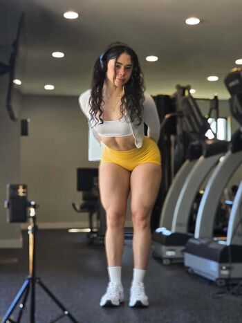 Full leaked Maeh fitt page private onlyfans photo