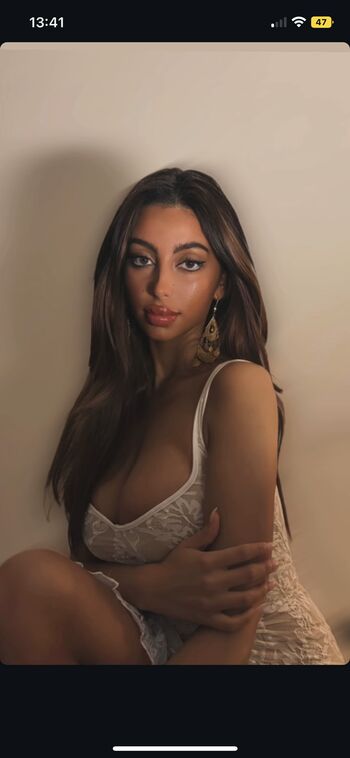 Full leaked Maelatb private onlyfans photo