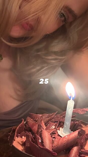 Full leaked Maelle pistoia private onlyfans photo