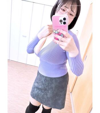 Full leaked Maemi private onlyfans photo